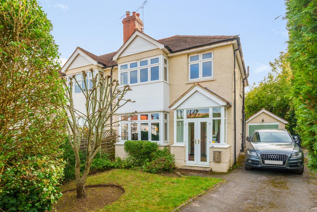 Oakdene Close, Great Bookham, KT23 3 bed semidetached house for sale