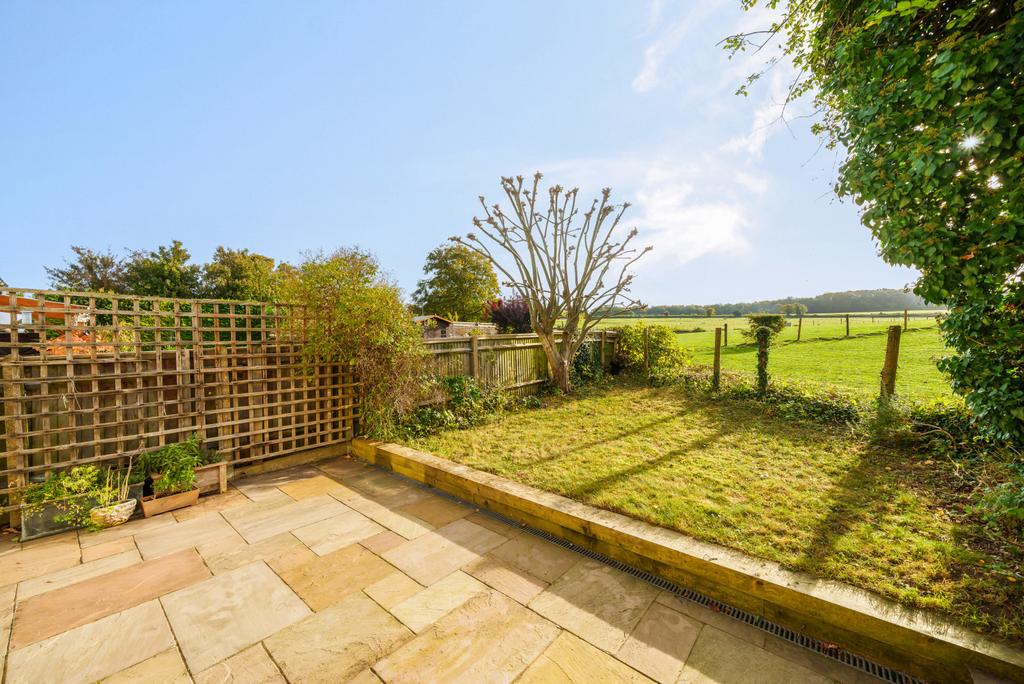 Oakdene Close, Great Bookham, KT23 3 bed semidetached house for sale