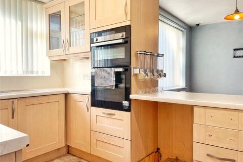 304 Broadway, Chadderton, Oldham, OL9 9QP