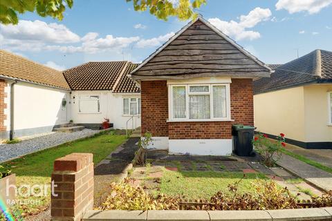 3 bedroom semi-detached bungalow for sale - Fairfield Road, Leigh-On-Sea