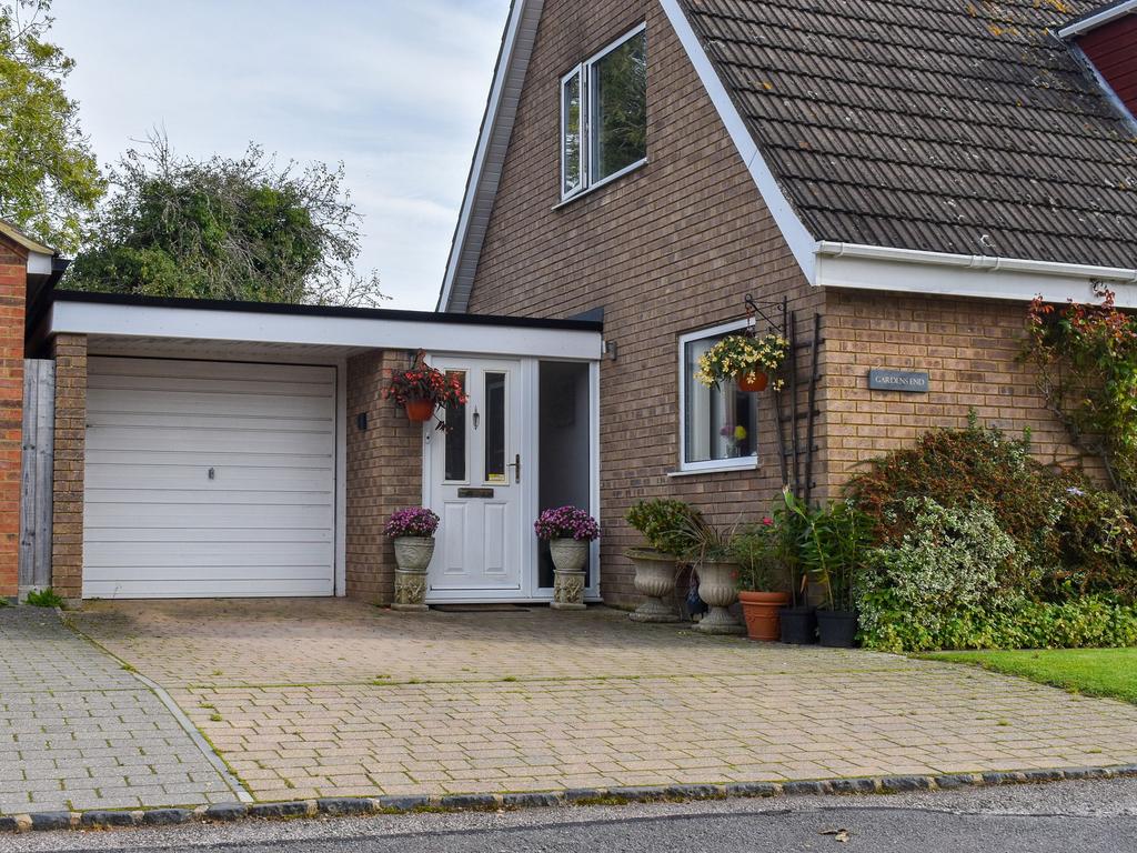 Garage &amp; Driveway