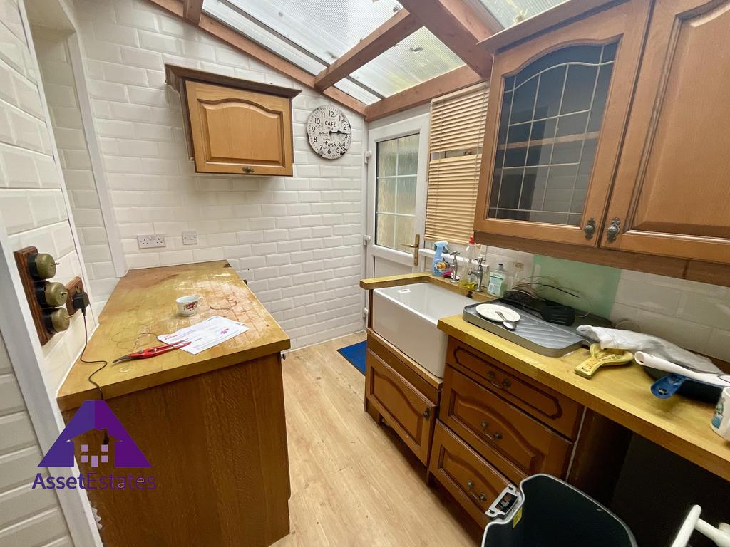 Mitre Street, Abertillery, NP13 1AE 2 bed terraced house for sale £70,000