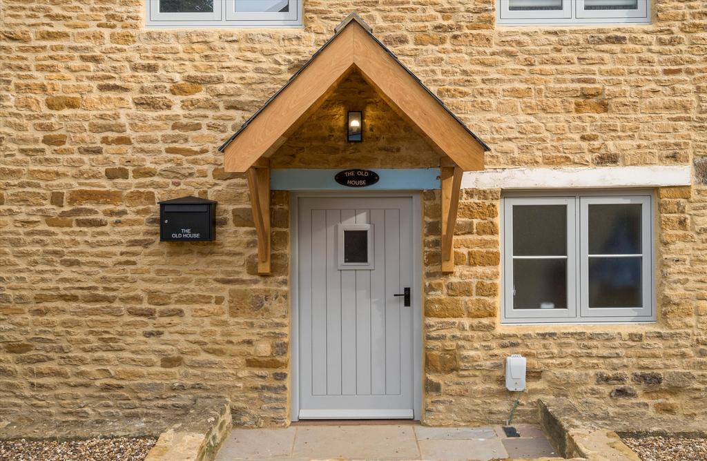Church Street, Boughton, Northampton, NN2 4 bed village house for sale