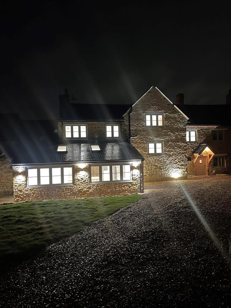 Church Street, Boughton... 4 bed village house for sale £780,000