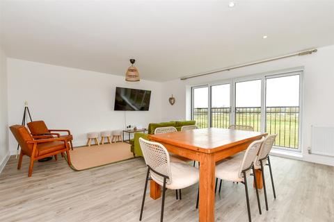 4 bedroom detached house for sale, Prime View, New Romney, Kent