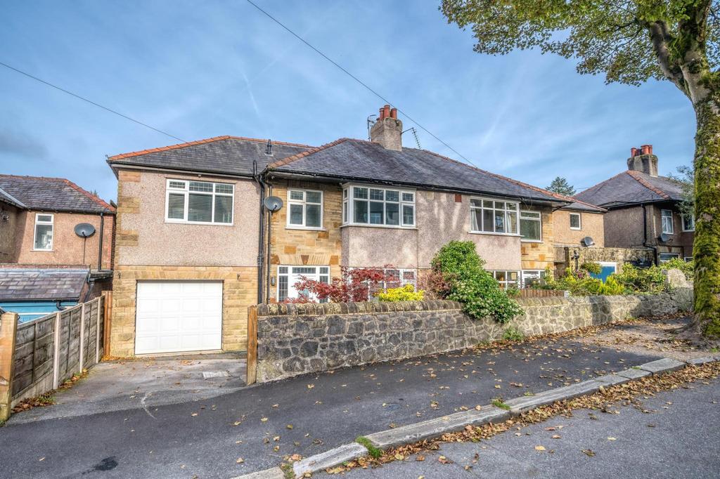 Macclesfield Old Road, Buxton, SK17 4 bed semidetached house for sale