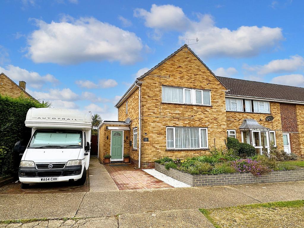 Rosebery Avenue, Hythe, SO45 4 bed end of terrace house for sale £350,000