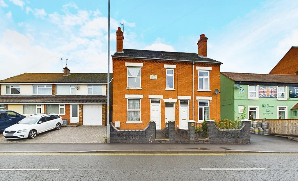 Bransford Road, Worcester, Worcestershire, WR2 2 bed semidetached