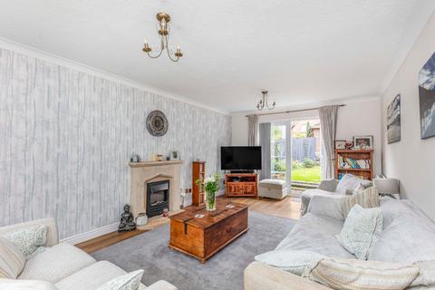 4 bedroom detached house for sale, Wren Close, Burgess Hill, West Sussex, RH15