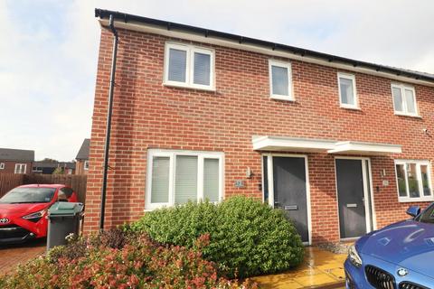 2 bedroom semi-detached house to rent, Frank Soo Street, Stoke-on-Trent, ST4