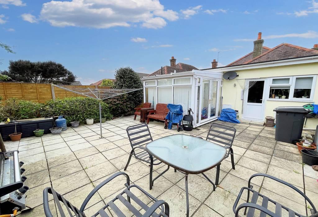 East Howe Lane, Bournemouth, Dorset 2 bed detached bungalow £350,000