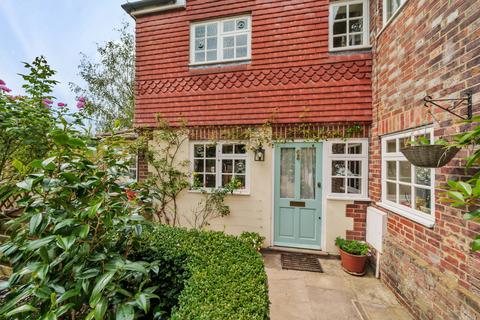 4 bedroom end of terrace house for sale, Fernhurst, Haslemere, West Sussex, GU27