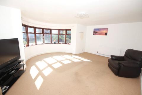 3 bedroom apartment for sale, Queens Road, Southport, Merseyside, PR9