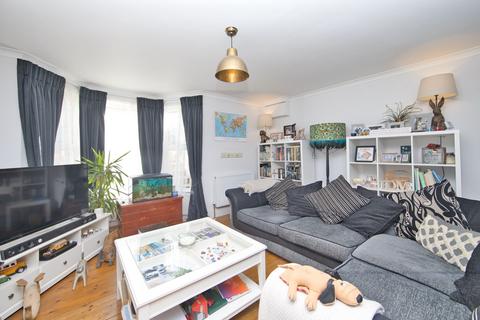 32 Longfield Road, Dover, CT17 9QT