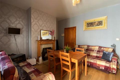 105 Beckside Road, Bradford, BD7 2JN