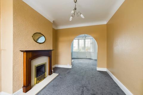 3 bedroom semi-detached house for sale - Parkside Road,  Lytham St. Annes, FY8