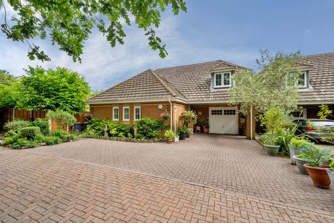 4 bedroom detached house for sale, Brook Close, Chandler's Ford, Hampshire, SO53