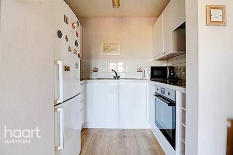 1 bedroom flat for sale, London Road, Greenhithe