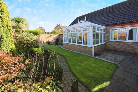 3 bedroom bungalow for sale, Philip Court, North Hykeham