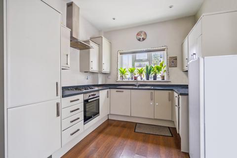 2 bedroom flat to rent, Regina Road, Ealing, W13