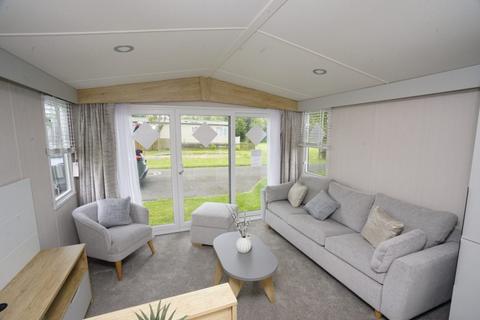 2 bedroom static caravan for sale, New Romney Holiday Park