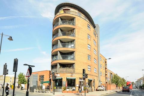 Flat 6, Holland House, 42 Newington Green, London, N16 9PQ
