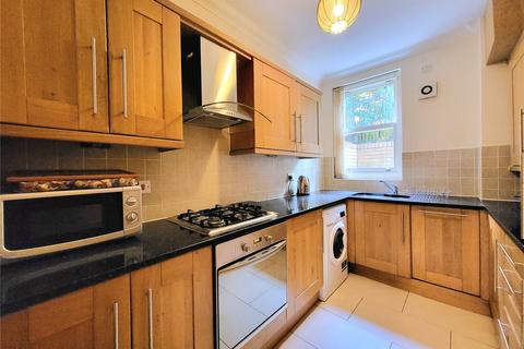 3 bedroom flat to rent, Wilmslow Road, Didsbury, Manchester, M20