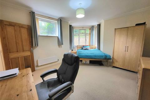 3 bedroom flat to rent, Wilmslow Road, Didsbury, Manchester, M20