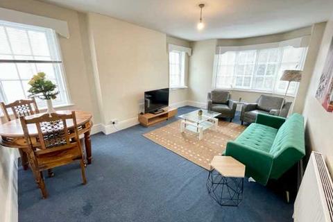 2 bedroom apartment to rent, Gloucester Place, Brighton