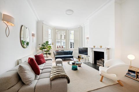 4 bedroom flat to rent, Manson Place, South Kensington, London, SW7