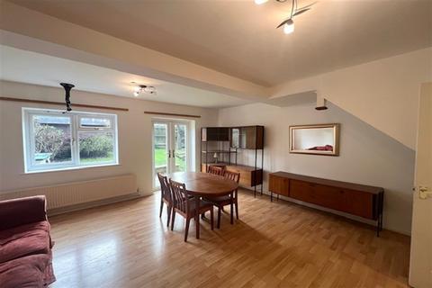 2 bedroom semi-detached house to rent, Shepherds Hill, Oxford, Oxfordshire, OX4