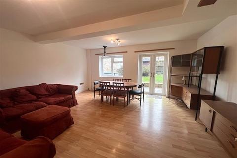 2 bedroom semi-detached house to rent, Shepherds Hill, Oxford, Oxfordshire, OX4