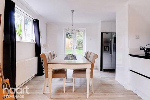 21 Rudd Close, Stevenage, SG2 9SP