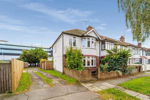 1 Springvale Avenue, Brentford, TW8 9QH