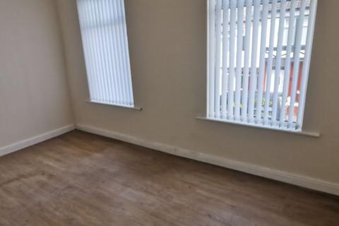 3 bedroom terraced house to rent, Fifth Avenue, Liverpool