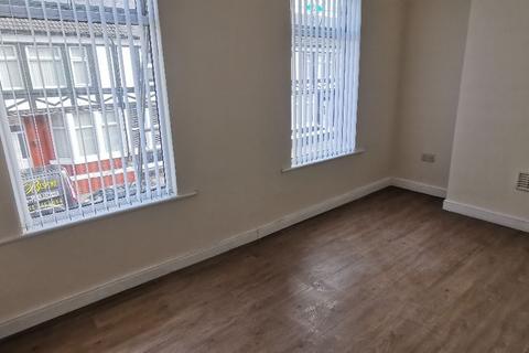 3 bedroom terraced house to rent, Fifth Avenue, Liverpool