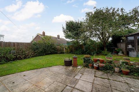 32 Roman Way, St Margarets At Cliffe, Dover, CT15 6AH