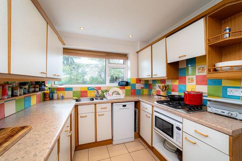 32 Roman Way, St Margarets At Cliffe, Dover, CT15 6AH