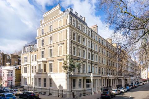 3 bedroom flat for sale, Ashburn Gardens, South Kensington SW7