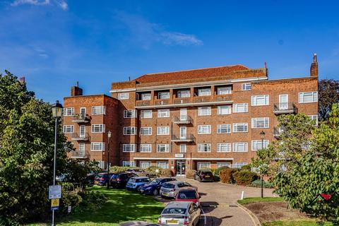 3 bedroom flat for sale, Pembroke Hall, Mulberry Close, Hendon, NW4