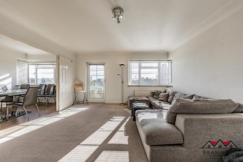 3 bedroom flat for sale, Pembroke Hall, Mulberry Close, Hendon, NW4