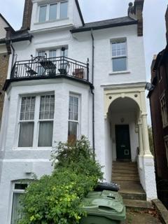2 bedroom semi-detached house to rent, Palace Road, London SW2