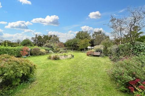 28 Crabtree Close, Beaconsfield, HP9 1UQ