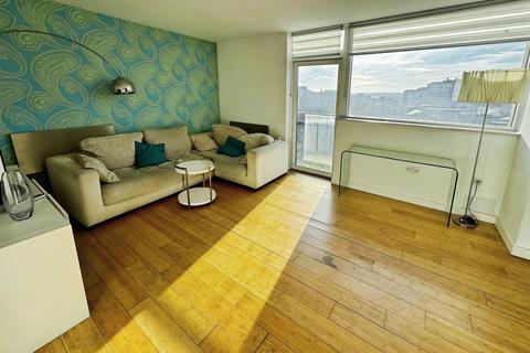 2 bedroom flat to rent, Cross York Street, Leeds, West Yorkshire, UK, LS2