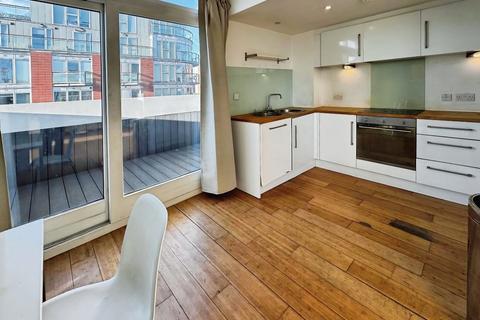 2 bedroom flat to rent, Cross York Street, Leeds, West Yorkshire, UK, LS2