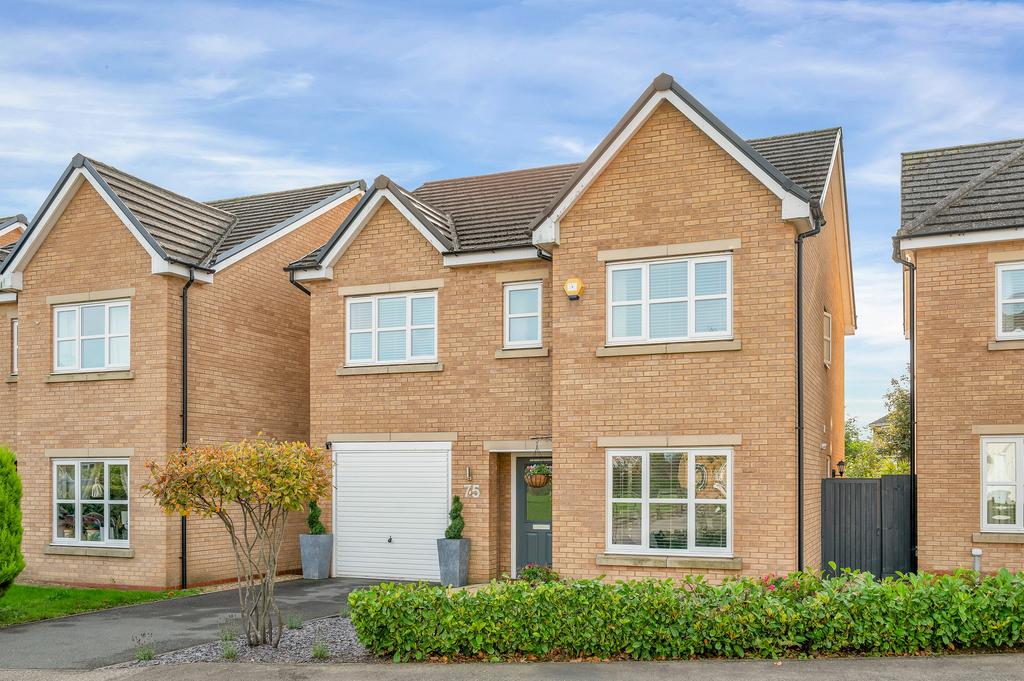 Banks Crescent, Stamford, PE9 4 bed detached house for sale £475,000