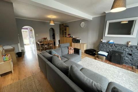 2 bedroom terraced house for sale - Sewardstone Road, Chingford, London, Essex, E4 7SB