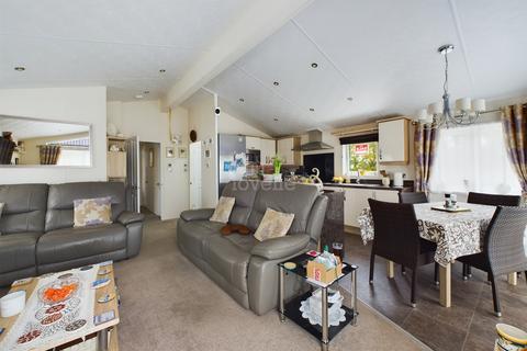2 bedroom park home for sale - Cathedral View, Field Farm, Newark Road, Aubourn LN5