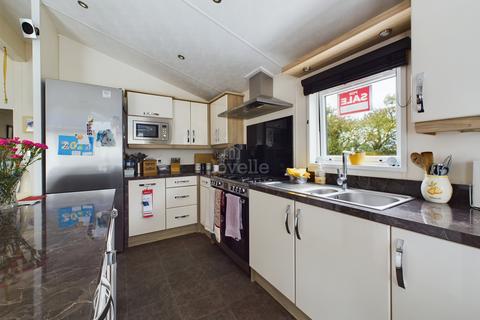 2 bedroom park home for sale - Cathedral View, Field Farm, Newark Road, Aubourn LN5
