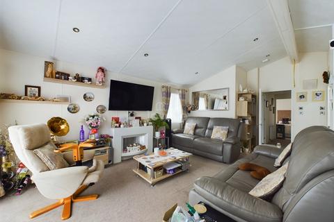 2 bedroom park home for sale, Cathedral View, Field Farm, Newark Road, Aubourn LN5